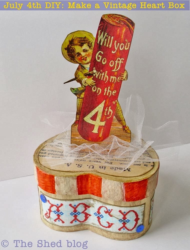 Fourth of July Vintage-Style Paper Maché Box!