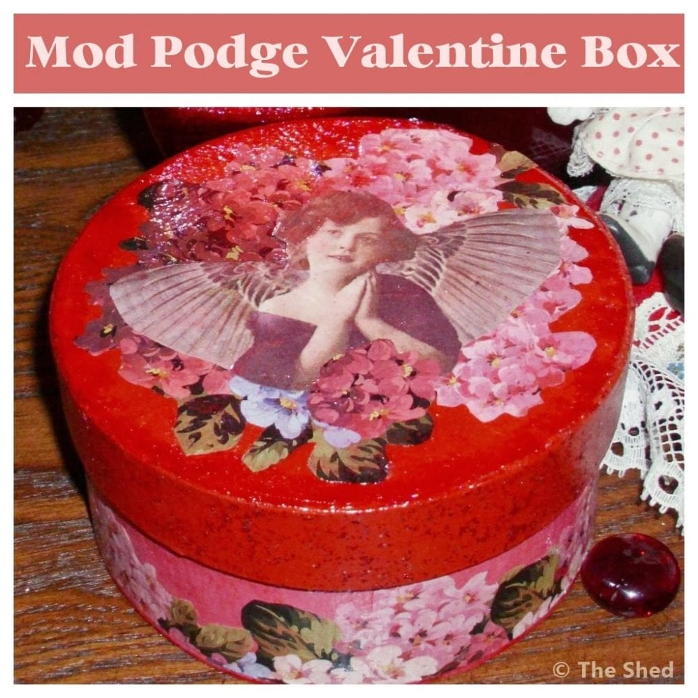 Caja de papel Maché de San Valentín Efímera Victoriana Dulce, de estilo vintage!