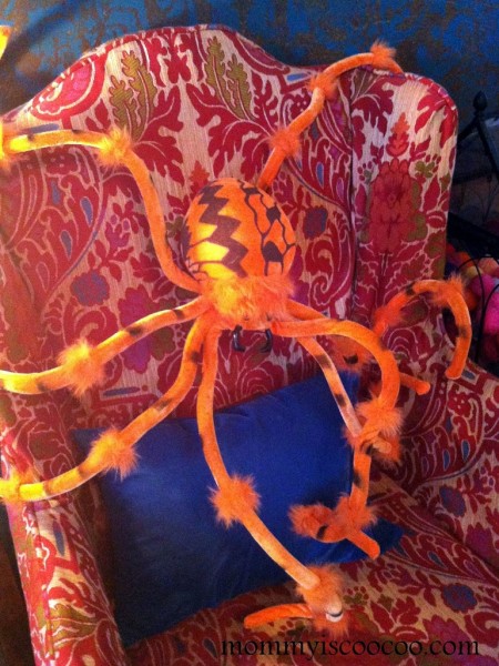 Spooky decorating ideas for Halloween from Mommy is Coocoo Spooky decorating ideas for Halloween from Mommy is Coocoo
