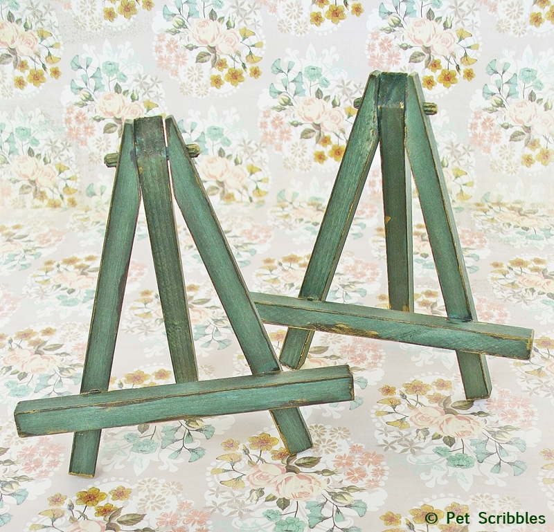 Mini Wood Easels: Dyed and Distressed
