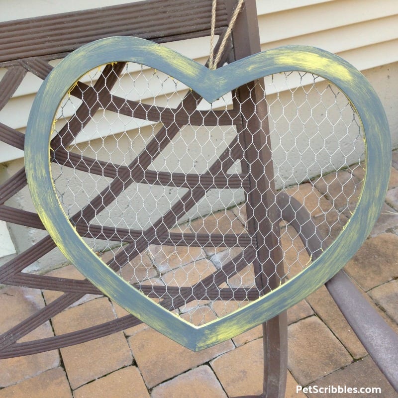 painted rustic chicken wire heart