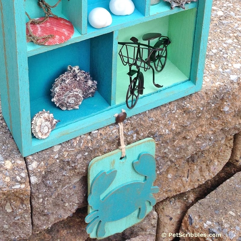 How to Make a Beach Memory Display