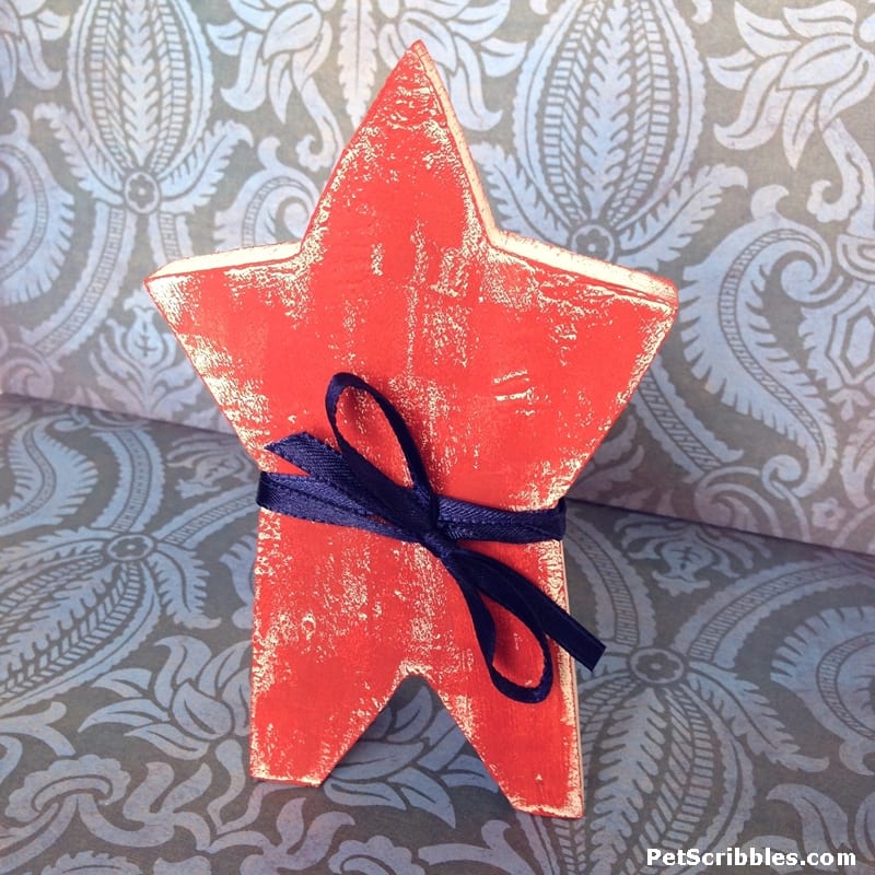 How to Decorate Year-Round with Rustic Wooden Stars