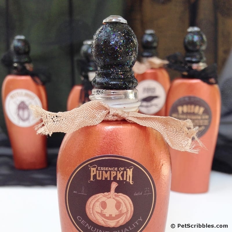 Make pretty potion and spell bottles for Halloween!