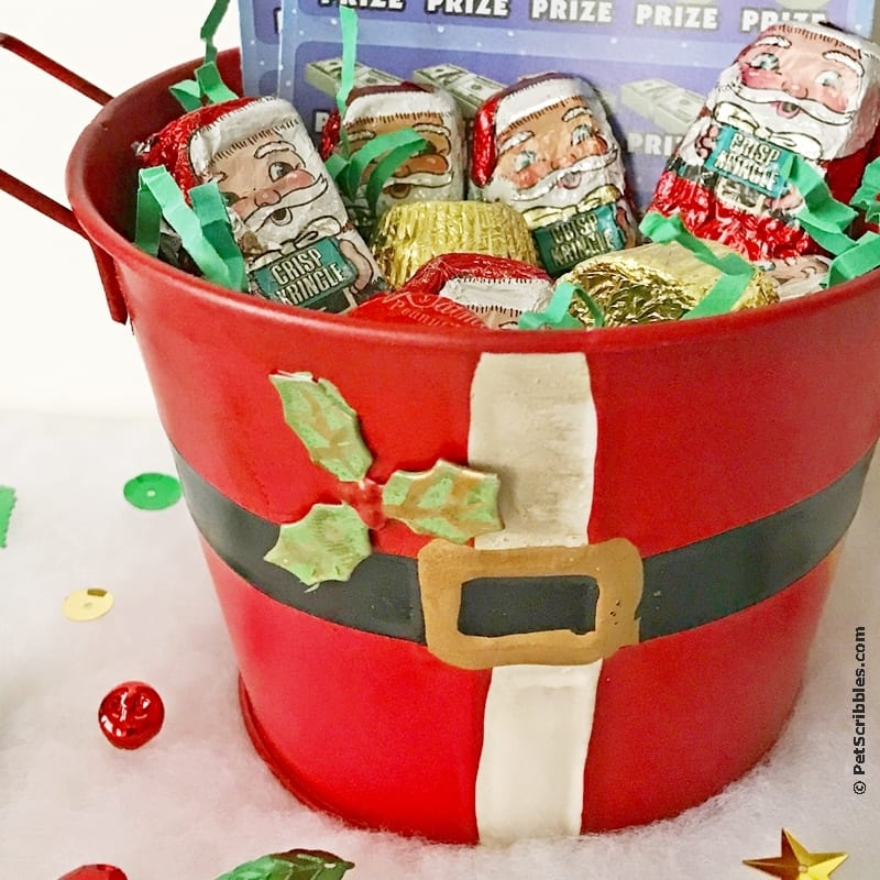 Fast and easy DIYs to creatively gift lottery tickets!