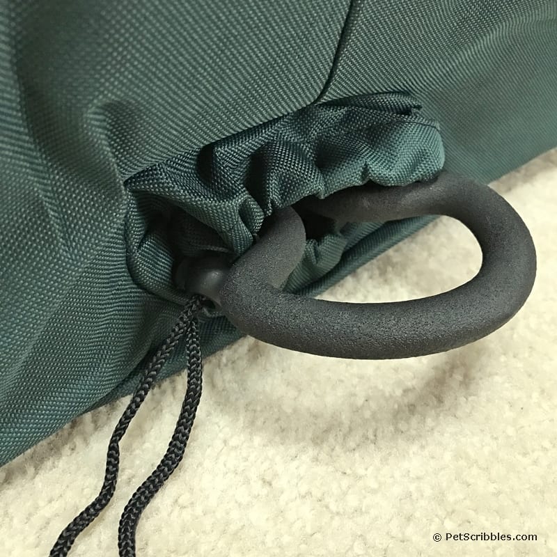 Love the built-in wreath hanger in the Tree Classics' storage bags.