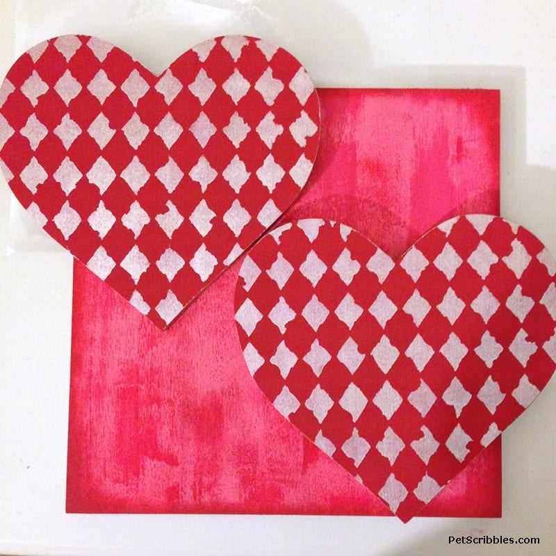 Make This Hug and Kiss Valentine's Day Wall Art!