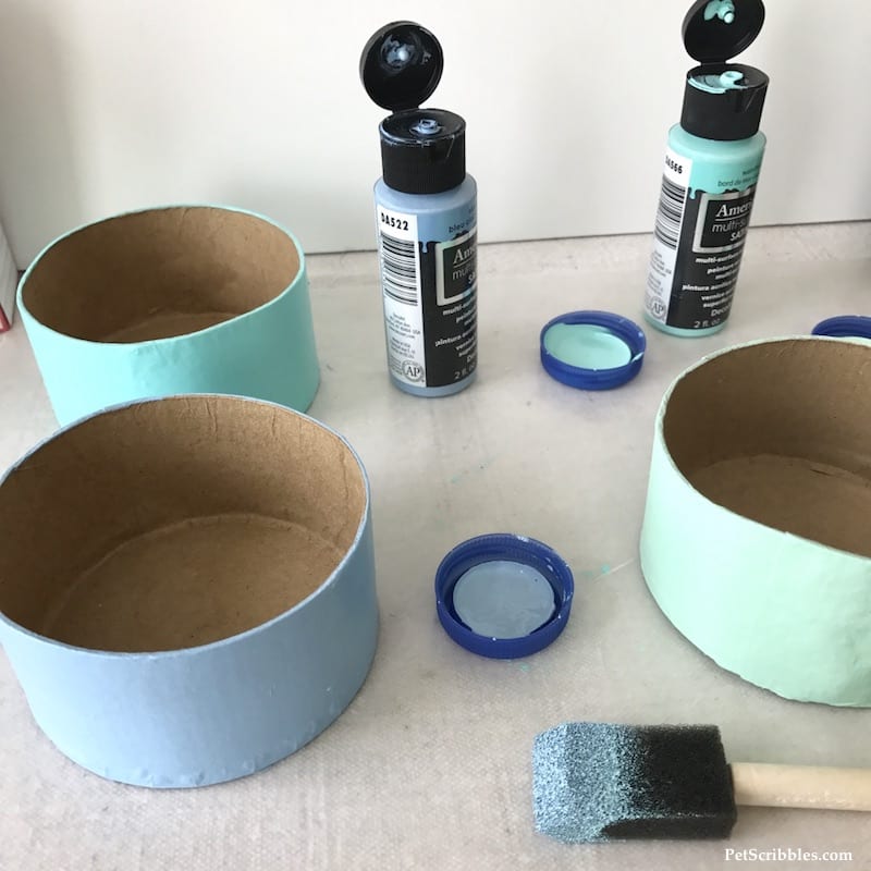 The best way to quickly paint paper maché boxes!