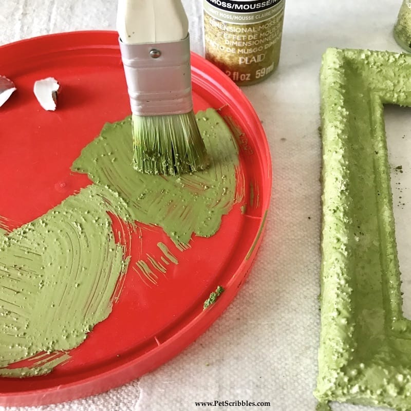 How to make a faux moss frame (with a kit!)