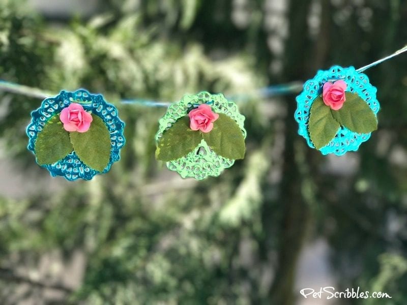 How to make a lovely foil doily garland!