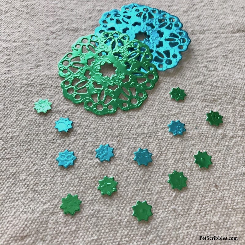 How to make a lovely foil doily garland!