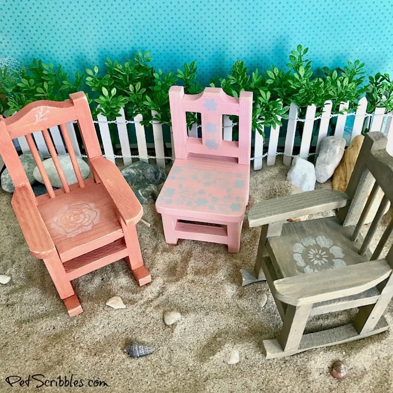 How to make weathered fairy garden beach chairs!