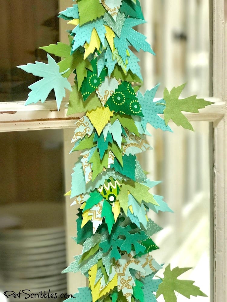 How to make a beautiful paper leaf garland!