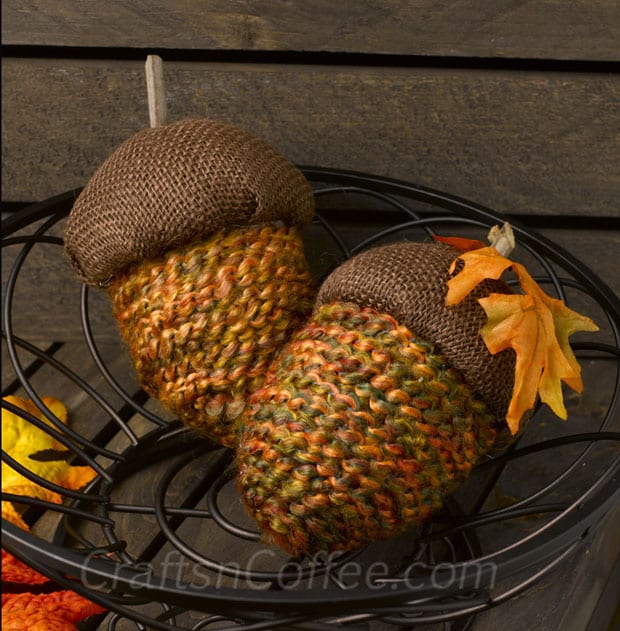 DIY Yarn and Burlap Acorns by Crafts 'n Coffee