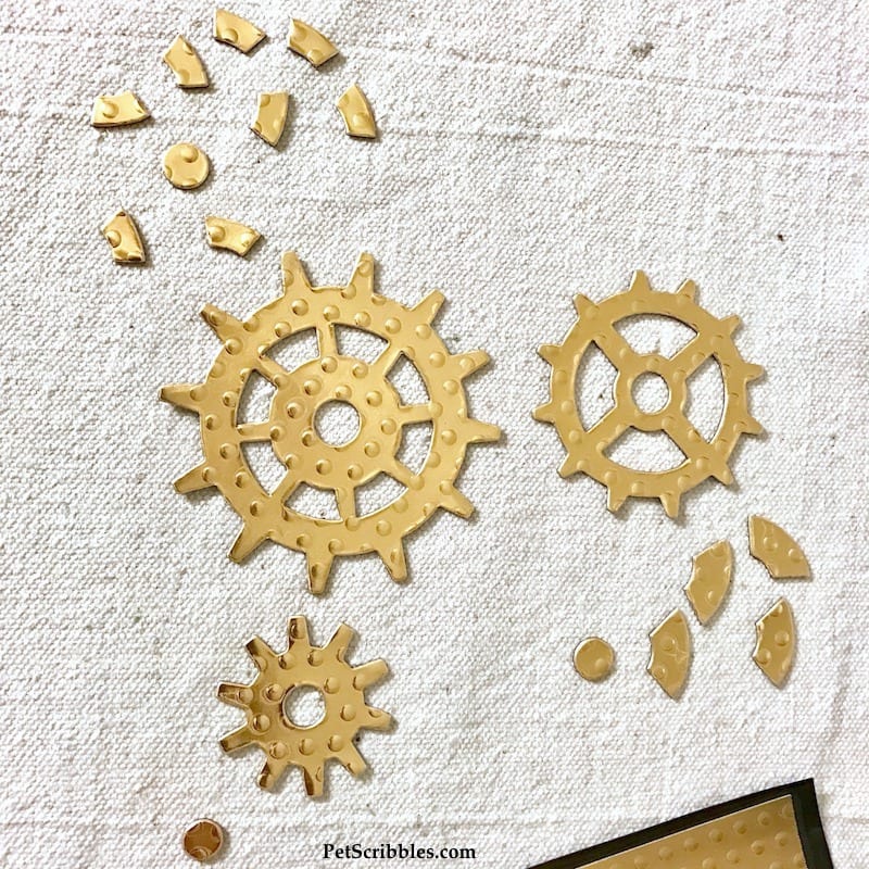 Dorm Room Decor: Easy way to make pretty magnets!