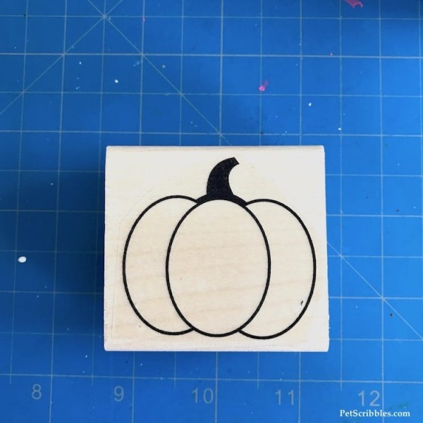 How to Make a Beautiful Miniature Pumpkin Canvas Trio, using a pumpkin stamp!
