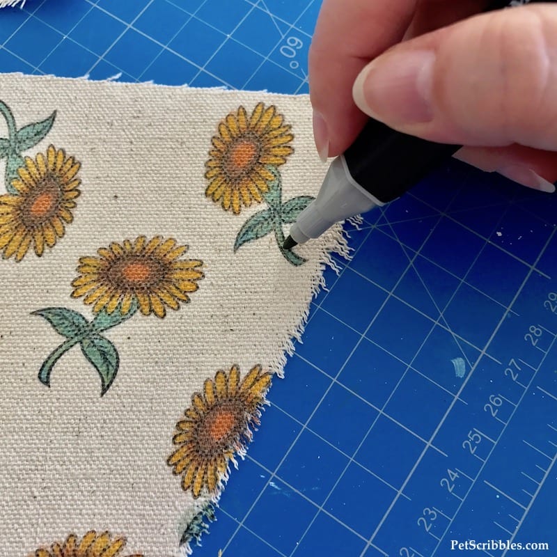 Farmhouse Decor: How to make a charming sunflower banner!