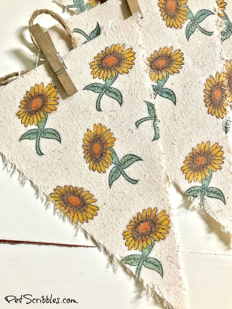 Farmhouse Decor: How to make a charming sunflower banner!