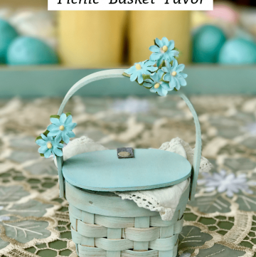 Make A Pretty Mini Picnic Basket Favor!