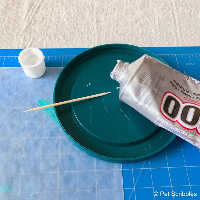 easy way to apply glue to small shells