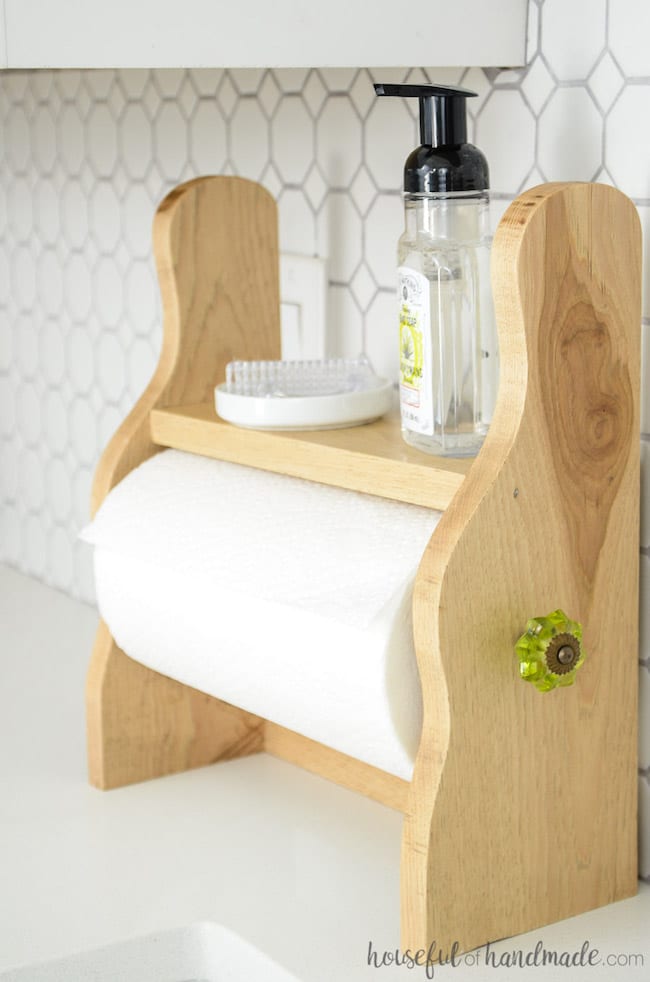 farmhouse-paper-towel-holder