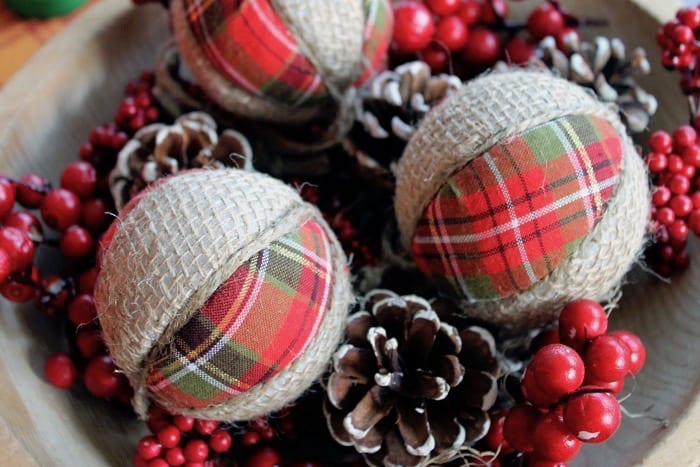 plaid-and-burlap-ornaments