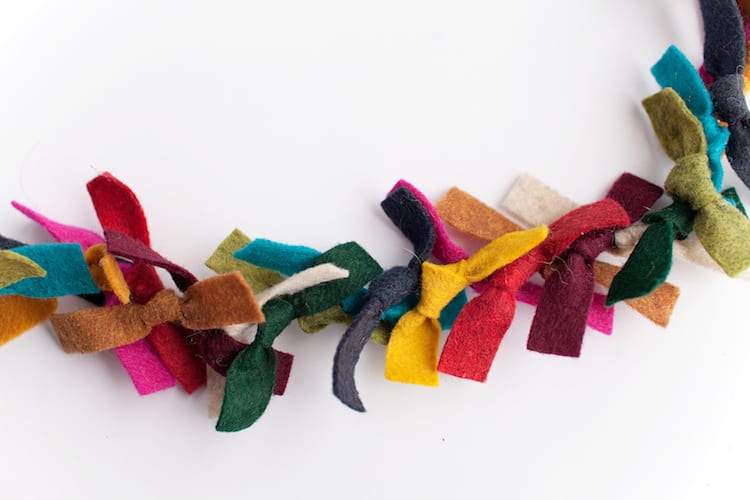 DIY Felt Garland by Tell Love and Party