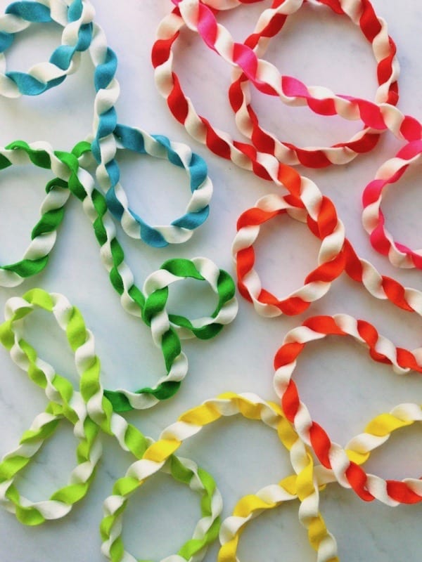 Taffy Twist Fest Garland DIY by Purl Soho