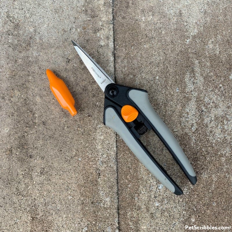 Fiskars Pruning Snips softouch micro-tip with safety cap