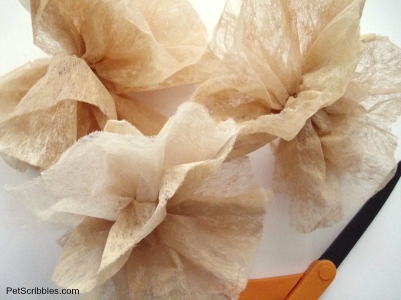 making dryer sheet flowers